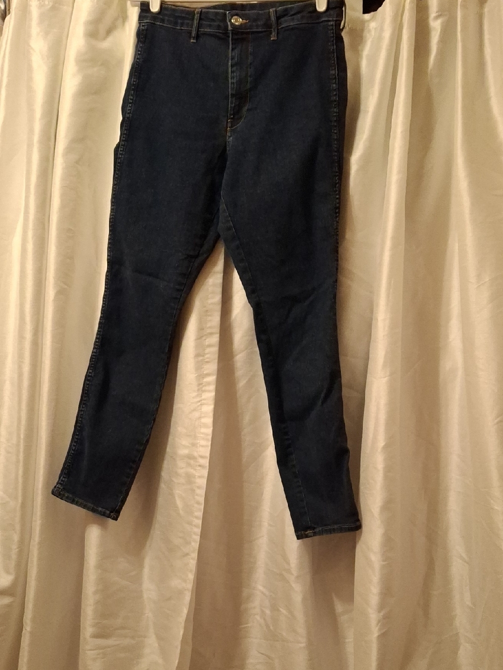High-Rise Women’s Dark Blue Jeans